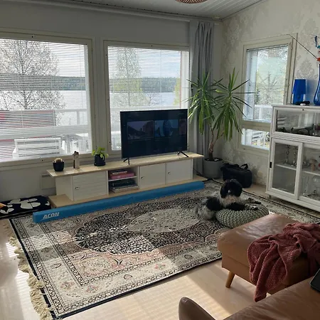 Вилла Detached House By A Close Center Ювяскюля
